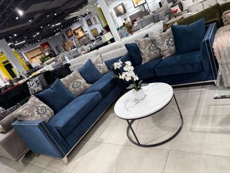 Blue Fabric  Sofa Set with Nailhead Trim 💙💙💙