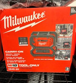Milwaukee Carry On Power Supply