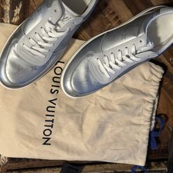 Authentic Louis Vuitton Sneakers – Size 9.5 – Silver/Grey Mon
