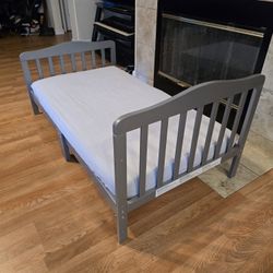 Dream On Me Toddler Bed With Mattress 