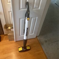 Oreck Steam  Floor Cleaner Steamer Works Great 