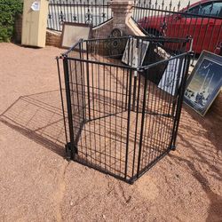 Metal pet pen