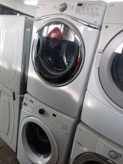 Whirlpool Duet stackable front load washer and dryer set - Free delivery
