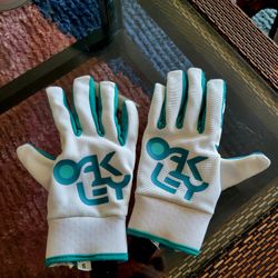 Oakley Hyperdiamond Edge Youth Batting Gloves