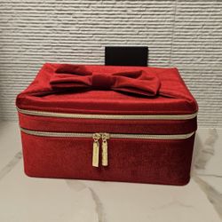 Brand New Estée Lauder Velvet Red 2 Layer Makeup Bag / Case with Bow
