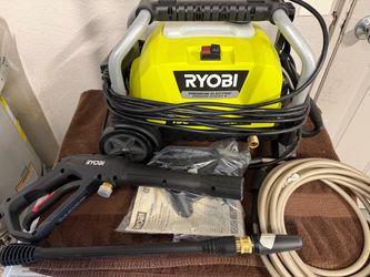 RYOBI 1900 PSI Electric Pressure Washer - Used Once (Complete Set)