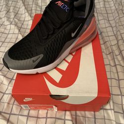 Nike Air Max 270