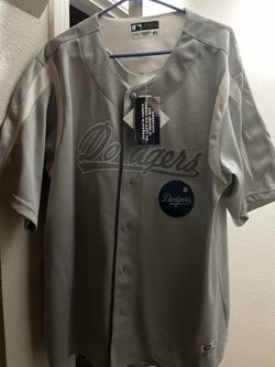 !!Brand New Dodgers Jersey !!