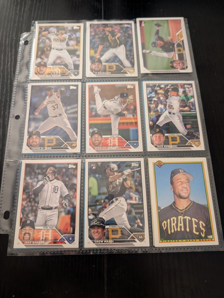 17 Topps Baseball Cards In Sleeve