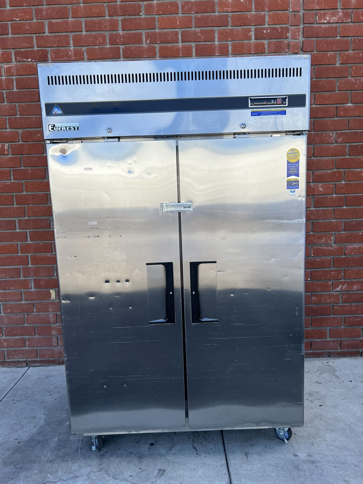 Everest 2 door refrigerator commercial ESR2