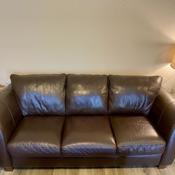 91” x 37” Natuzzi Editions leather couch