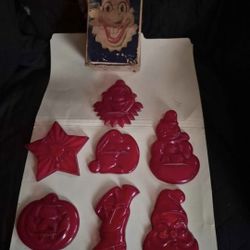 Aunt Chick's Vintage Cookie Cutters 