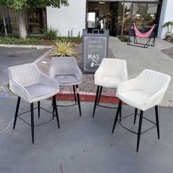 Sale! Sale!! $85.00 for 2!!! New Set of 2 In Box Velvet Fabric 26" Kitchen Counter Height Bar Stools (White or Grey)