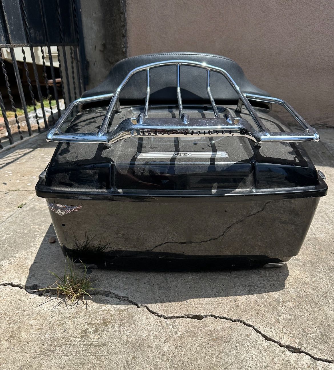 harely davidson trunk