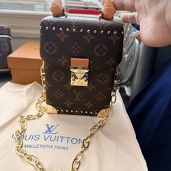 Mini Trunk Crossbody Bag 