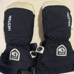 Hestra Kids Size 4 Mitten