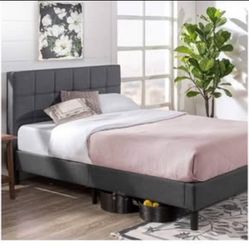 ZINUS Lottie Upholstered Standard Bed Frame / Mattress Foundation / Wood Slat Support.