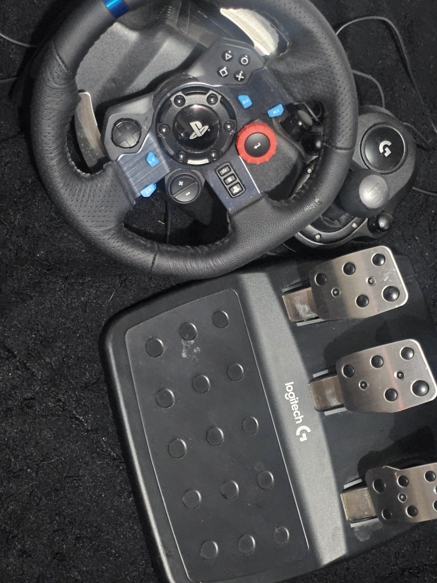 Logitech G29 race wheel and gear shifter ps5/ps4/pc/xbox