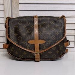 **AUTHENTIC** Vintage Louis Vuitton Samaur 30