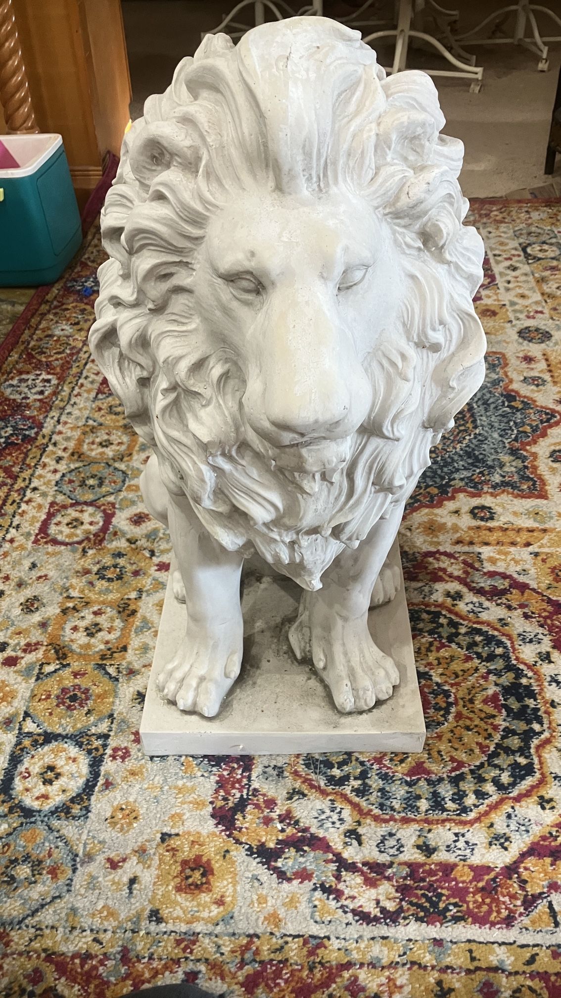 Lion Polyresin/Fiberglass Resin Statue