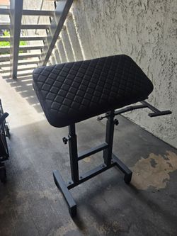 Tatto arms rest stand