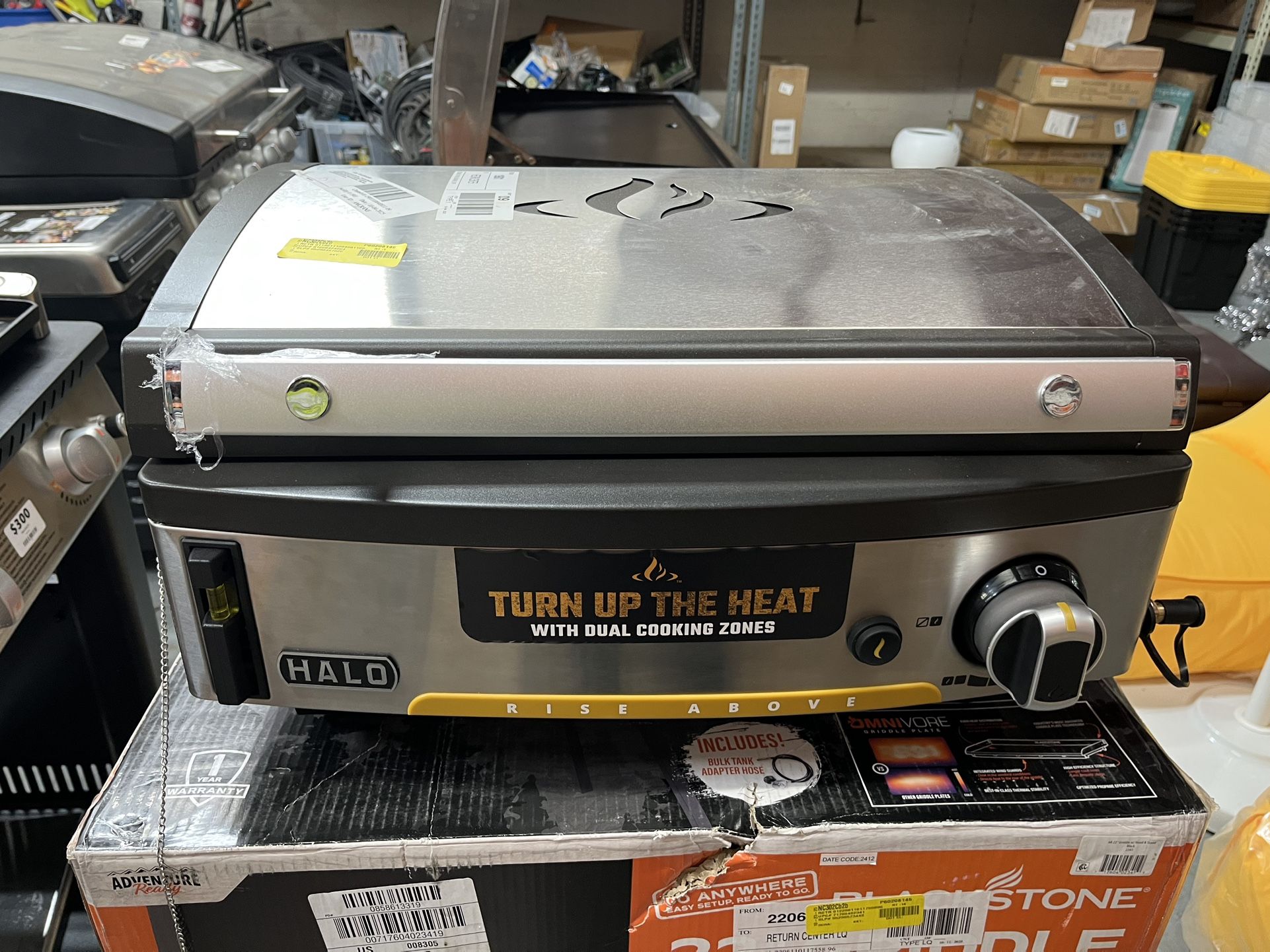 HALO Elite1B 1-Burner Outdoor Propane Gas Griddle with 2-Zone Cooking and Compact Design