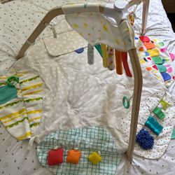 Lovevery Play Gym