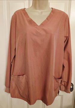 V-Neck Long Sleeve Scrub Top in Dusty Rose