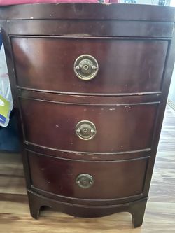 3 drawer Night stand