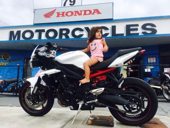 2014 street triple triumph