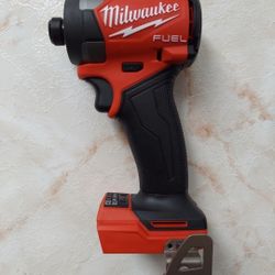 New Milwaukee FUEL 1/4" Hex Impact Driver M18 