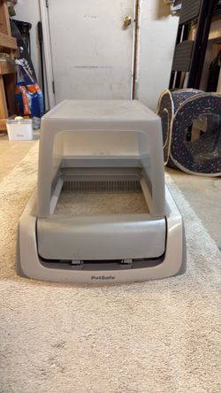 Pet safe automatic littler box