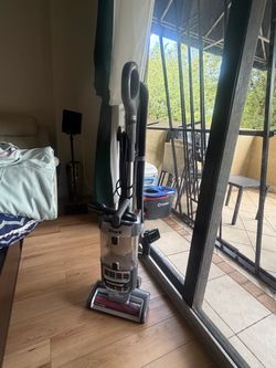 Shark Lift Away Cord Vacuum