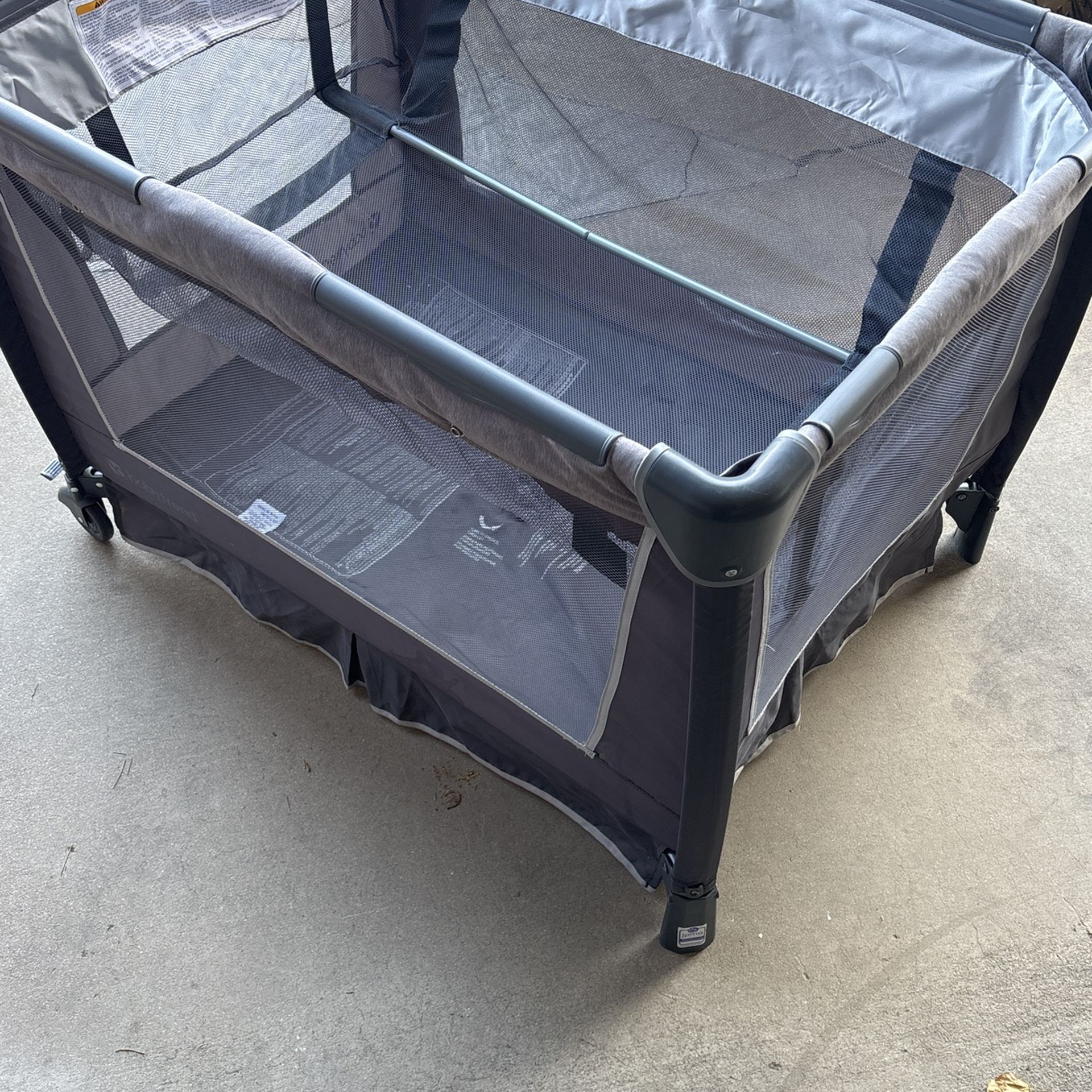 Baby Trend Crib