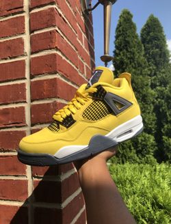 Air Jordan Retro 4 Lightning 