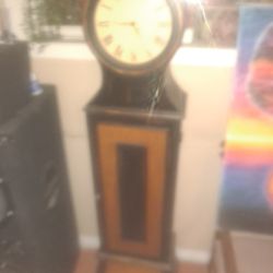  Clock for sale 30 bucks