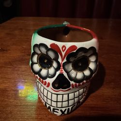 Day Of The Dead, Cups