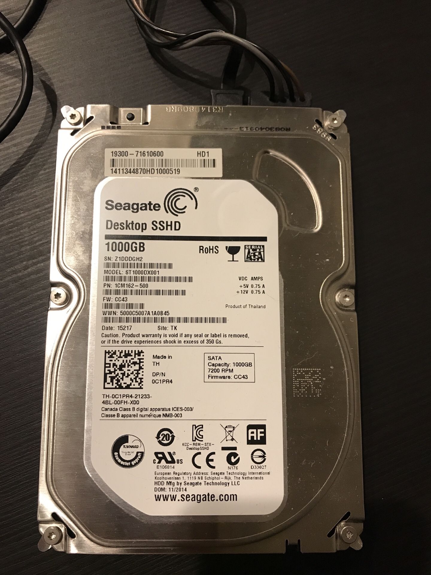 Seagate SSHD 1TB HDD + 8 GB SSD (ST1000DX001)