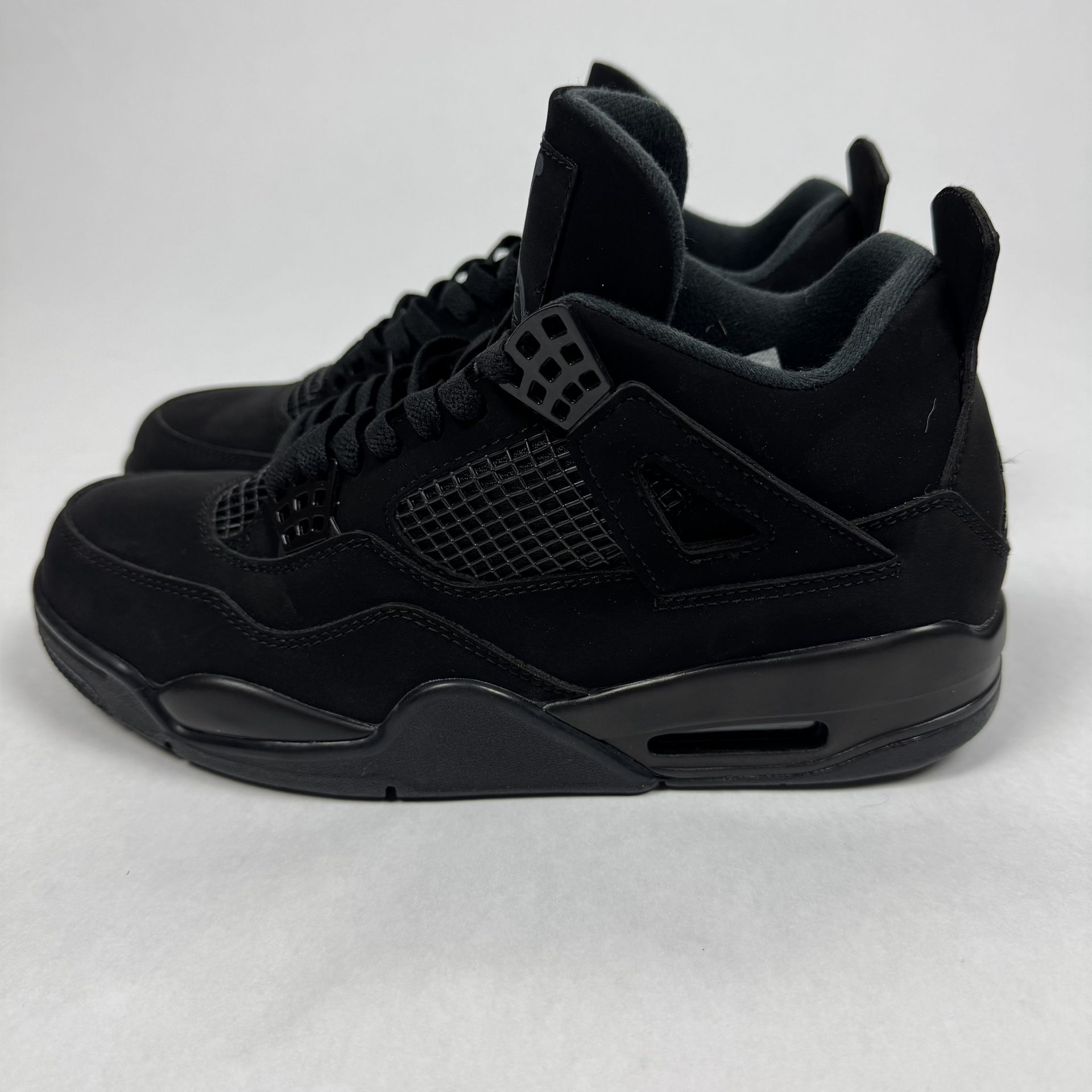Air Jordan 4 Retro ‘Black Cat’