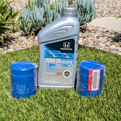 **Genuine-Honda Ultimate 0W-20 Motor Oil & 2 Oil Filters**