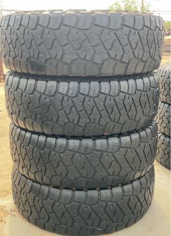 37x12.50r17