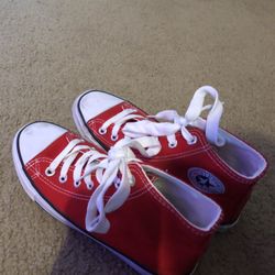 red Converse 