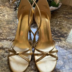 Guess Strappy Heels Size 6