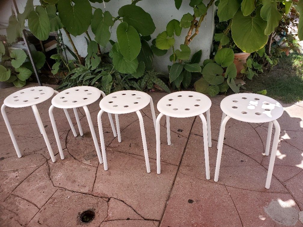 Plastic Bar Stools Flexible Seating Backless Barstools Dining Chairs Stack Nesting Stools, 17.3inch