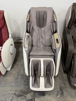 New 3D Model-SL Track Massage Chair with Airbags Waist and Calves Heating Foot Rollers (2.4)