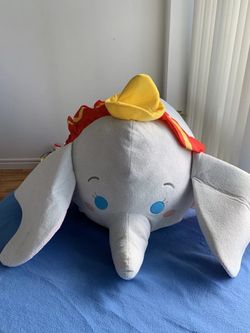 Disney Store Mega Dumbo Tsum Tsum HUGE!