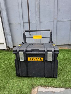 Tool box dewalt