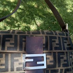Auténtica Fendi Baguette Vintage 1998 – FF Logo – Dust Bag Included