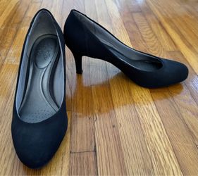Life Stride black Soft System Flex round toes canvas pumps heel shoes, size 8.5