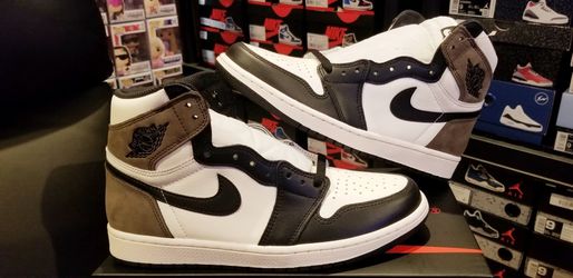 DS Air Jordan 1 I Retro High OG Dark Mocha Size 9 2020 Nike